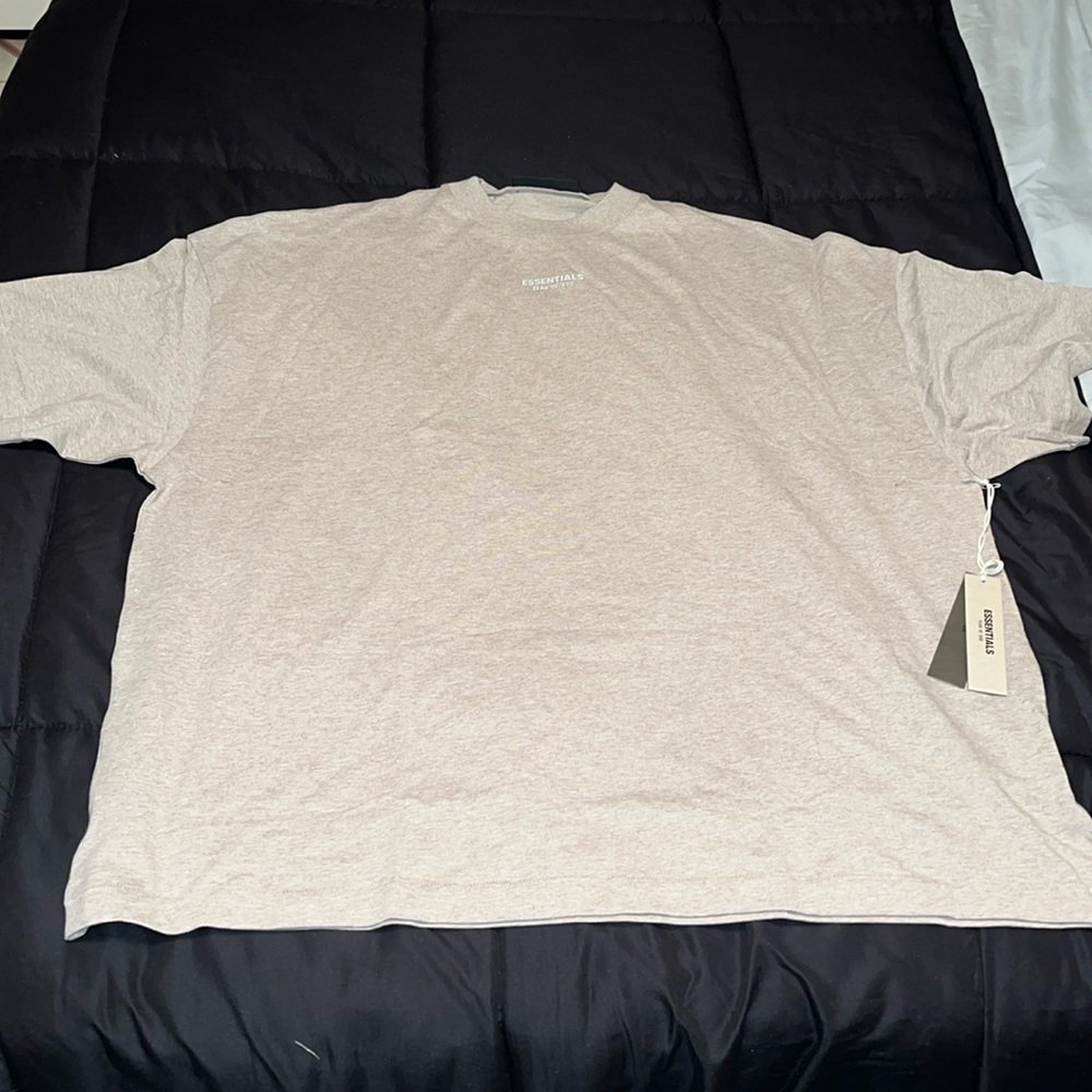 COPY - Essential Fear Of God Crewneck Tshirt XL BRAND NEW
